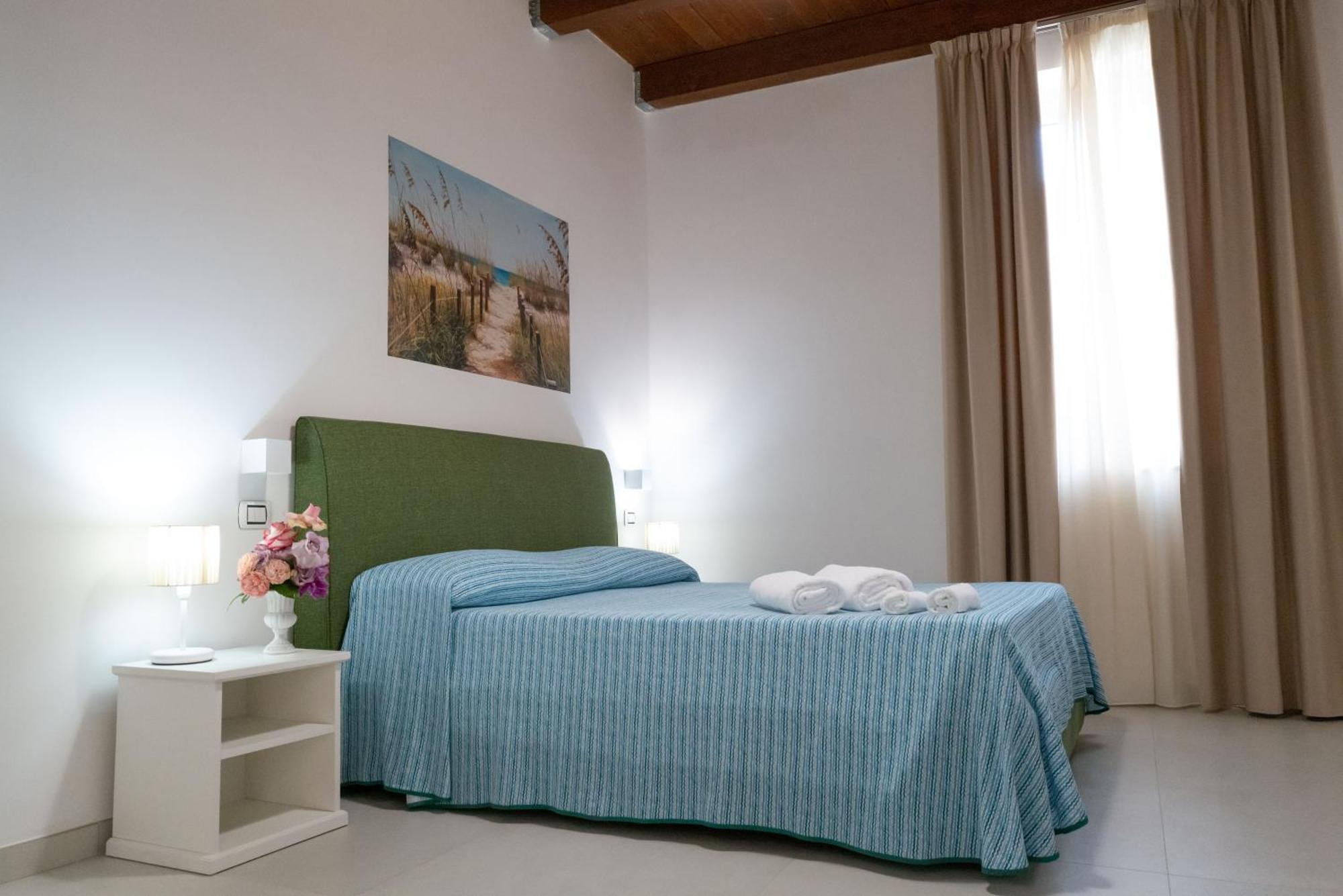 Stellaris Bed and Breakfast Siderno Exteriör bild